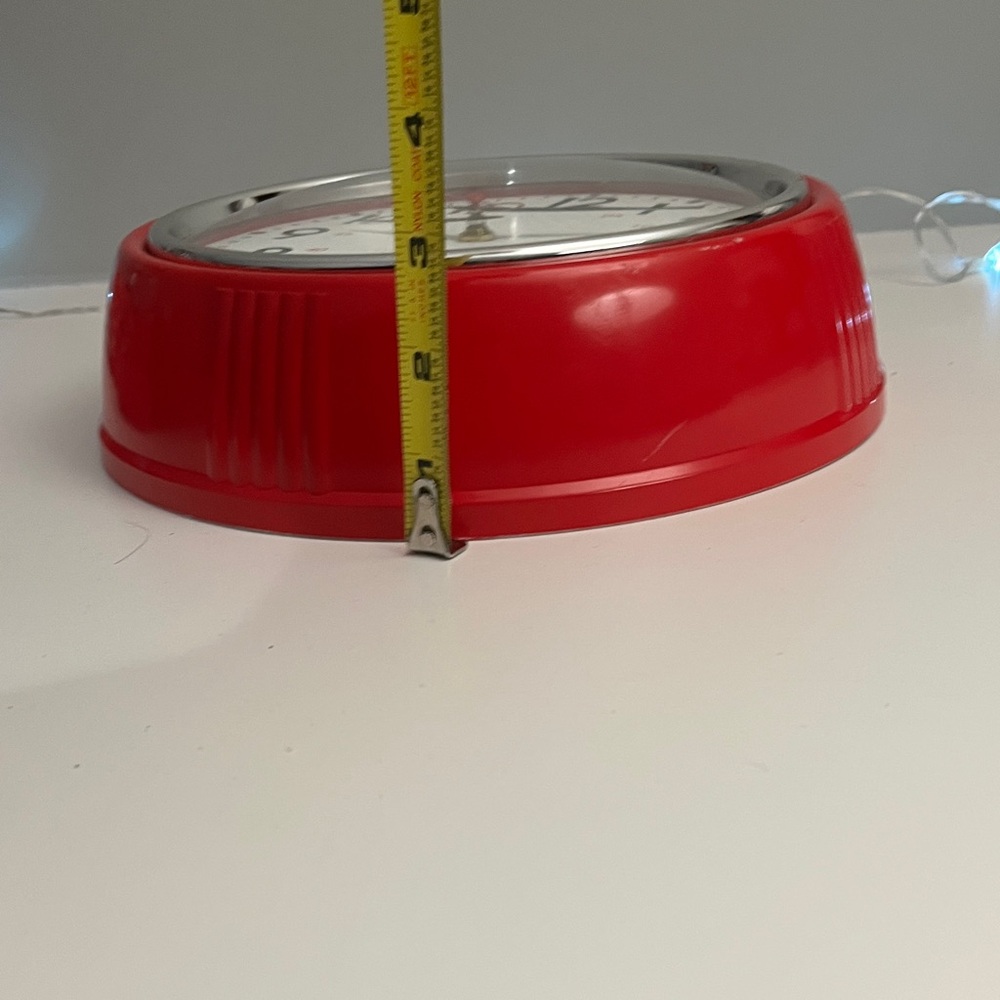 Red Wall Clock - Picture 5 of 10